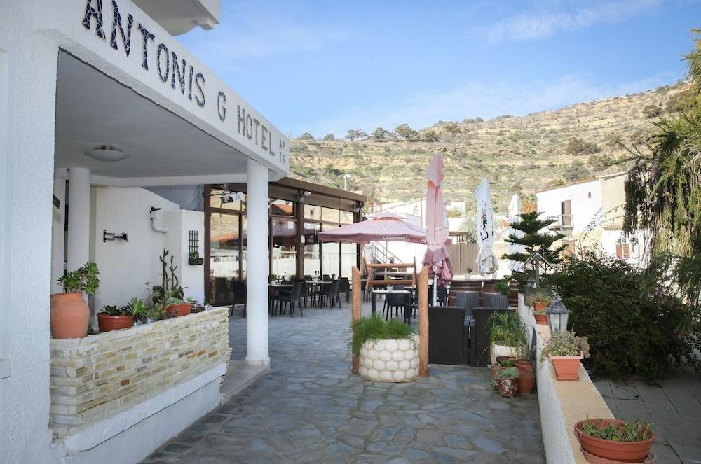 Antonis G. Hotel Apartments Voroklini Exterior foto