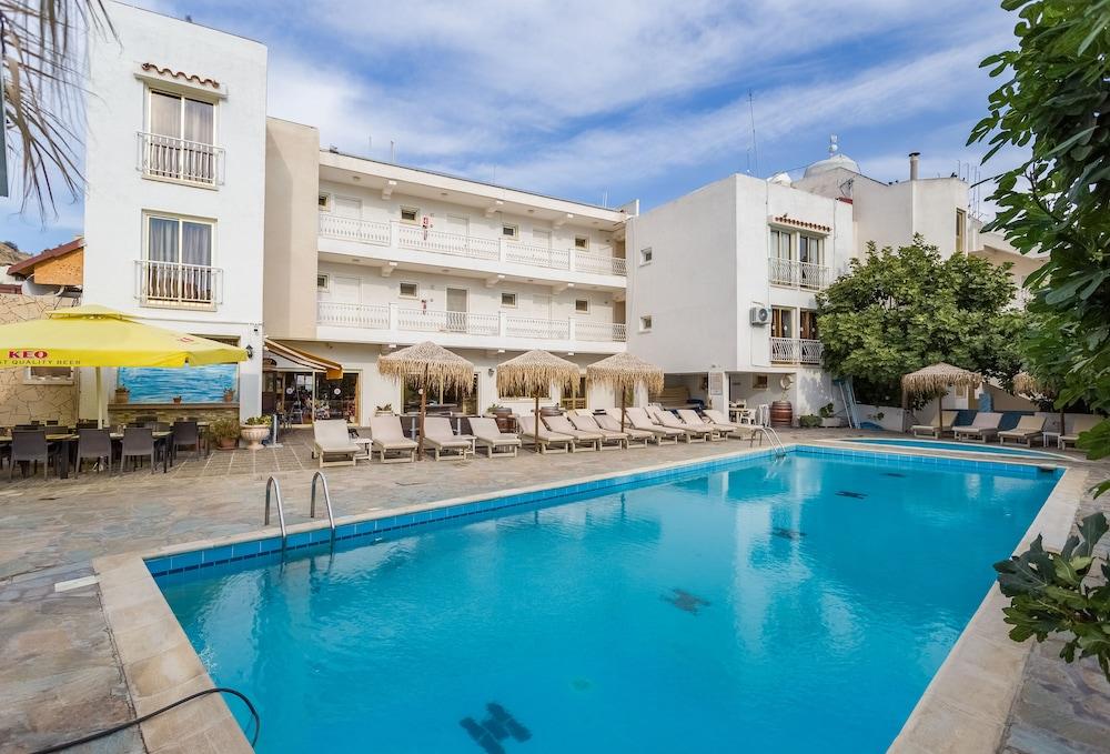 Antonis G. Hotel Apartments Voroklini Exterior foto